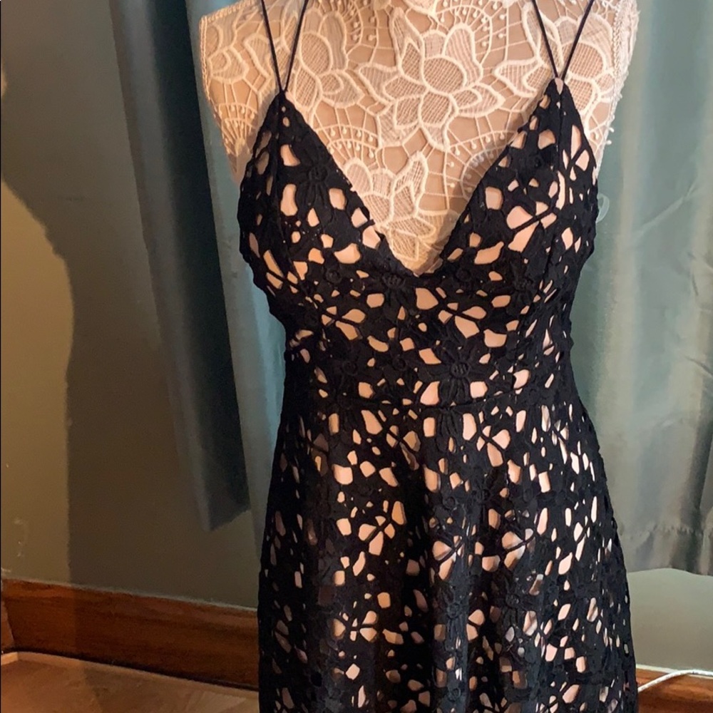 Dress - Picture 2 of 4